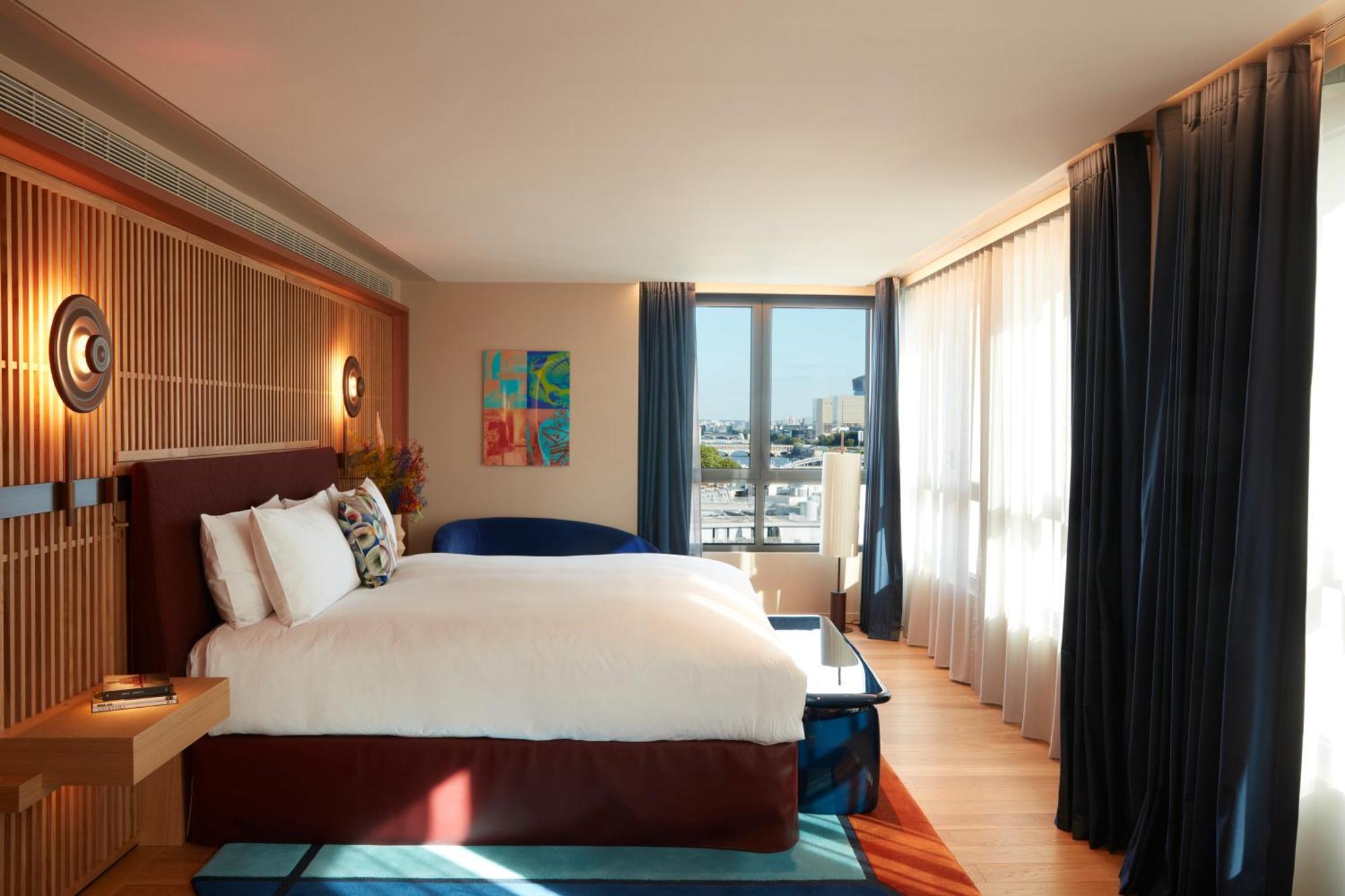 So/ Paris Hotel Εξωτερικό φωτογραφία A room at the hotel