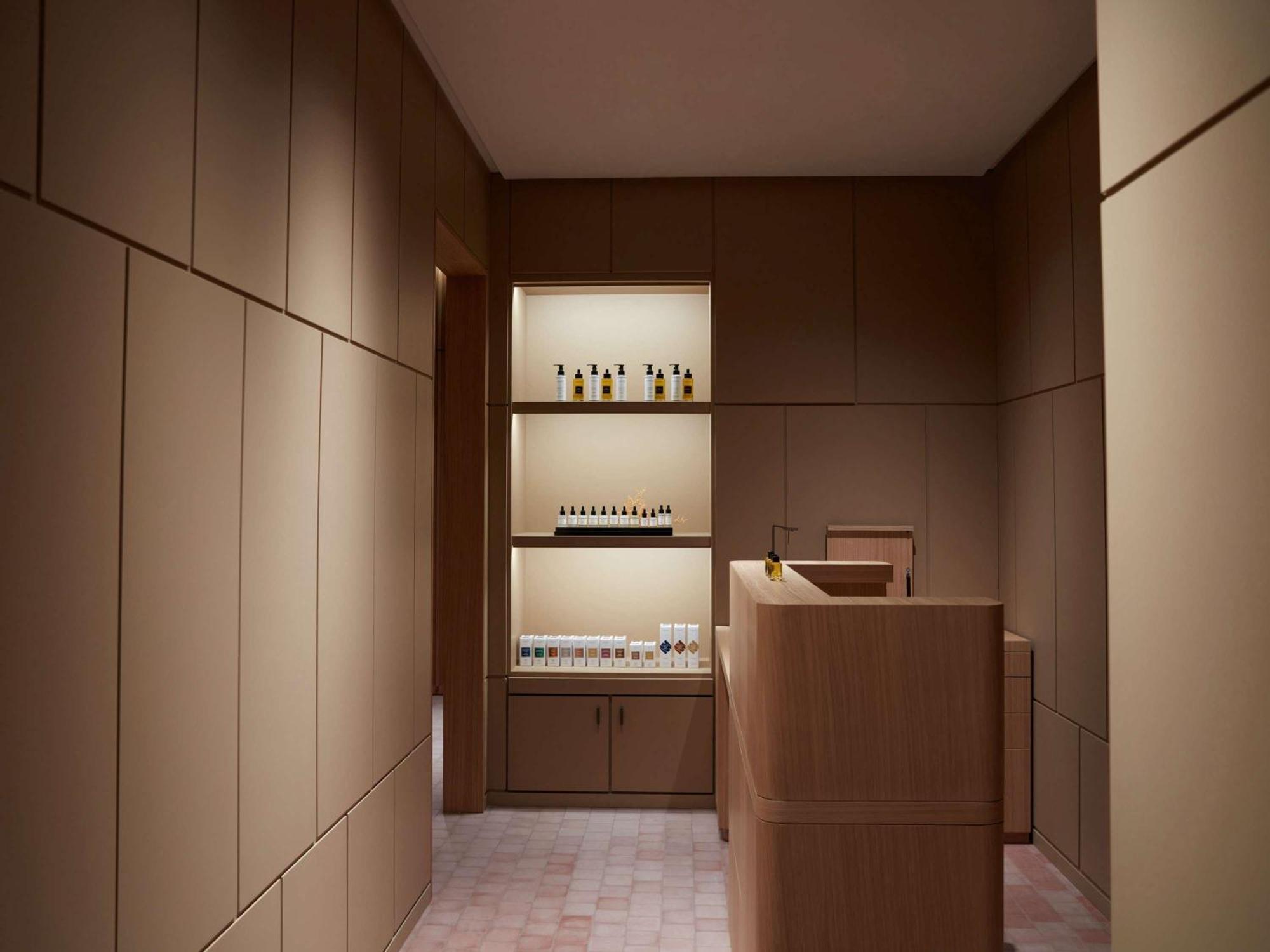 So/ Paris Hotel Εξωτερικό φωτογραφία Aesop, Paris