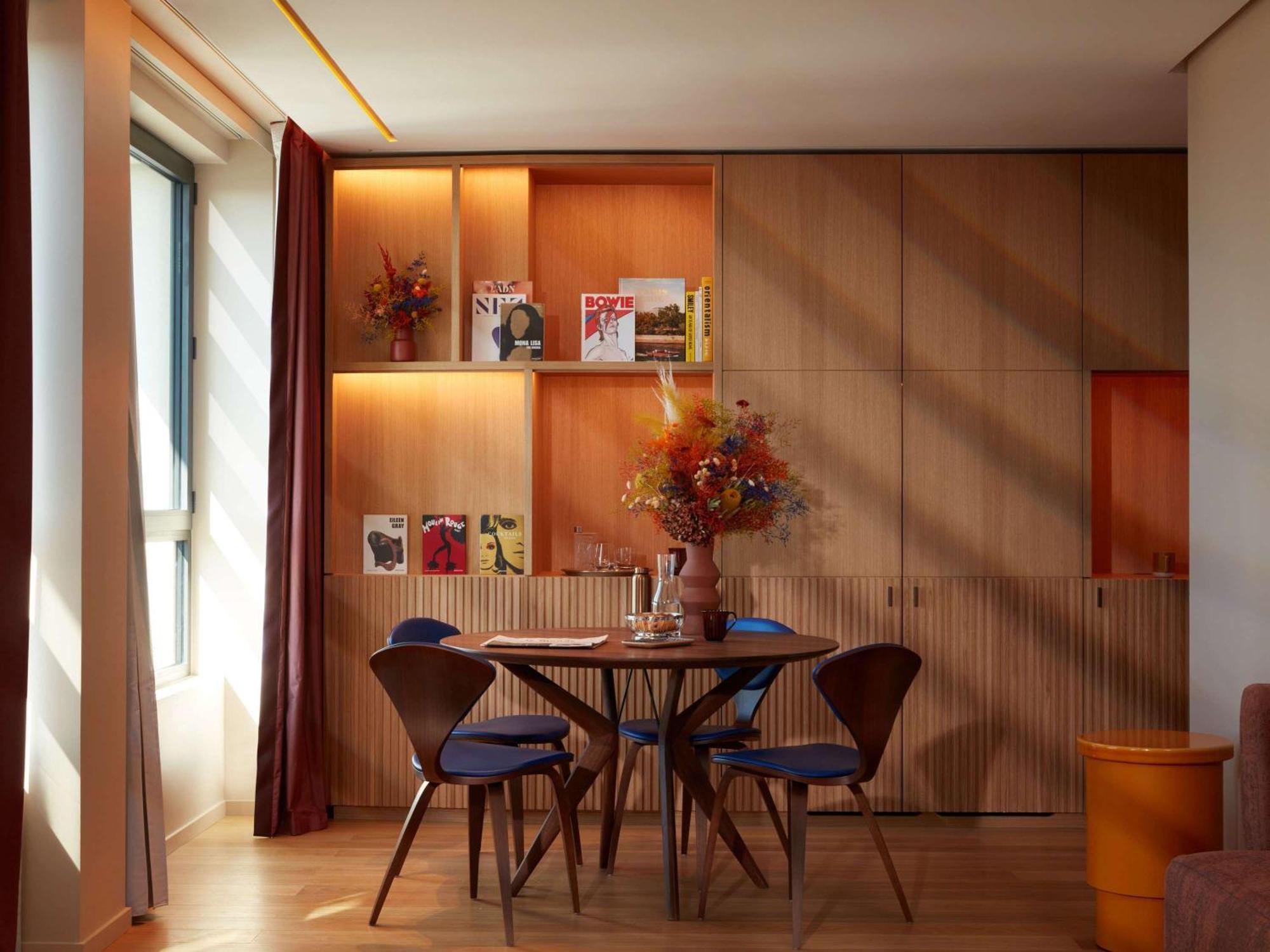 So/ Paris Hotel Εξωτερικό φωτογραφία The dining room